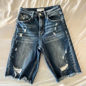 Risen Bermuda shorts